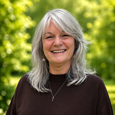 Jacqui Williams Small